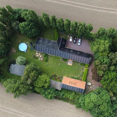 La Flandre Entre Plaine, Mer Et Marais Rubrouck Exterior photo